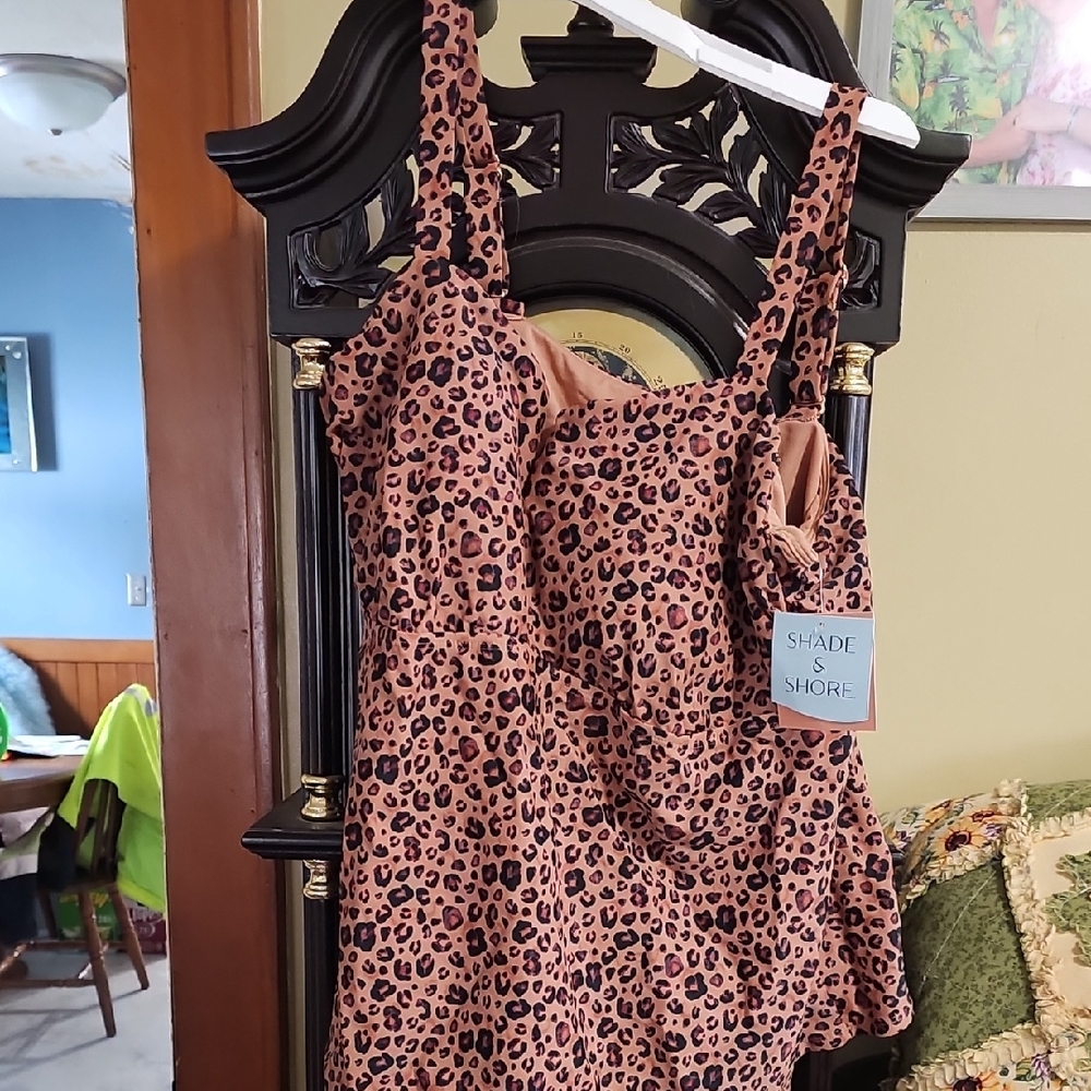 Shade & Shore Animal Print Swimsuit Top